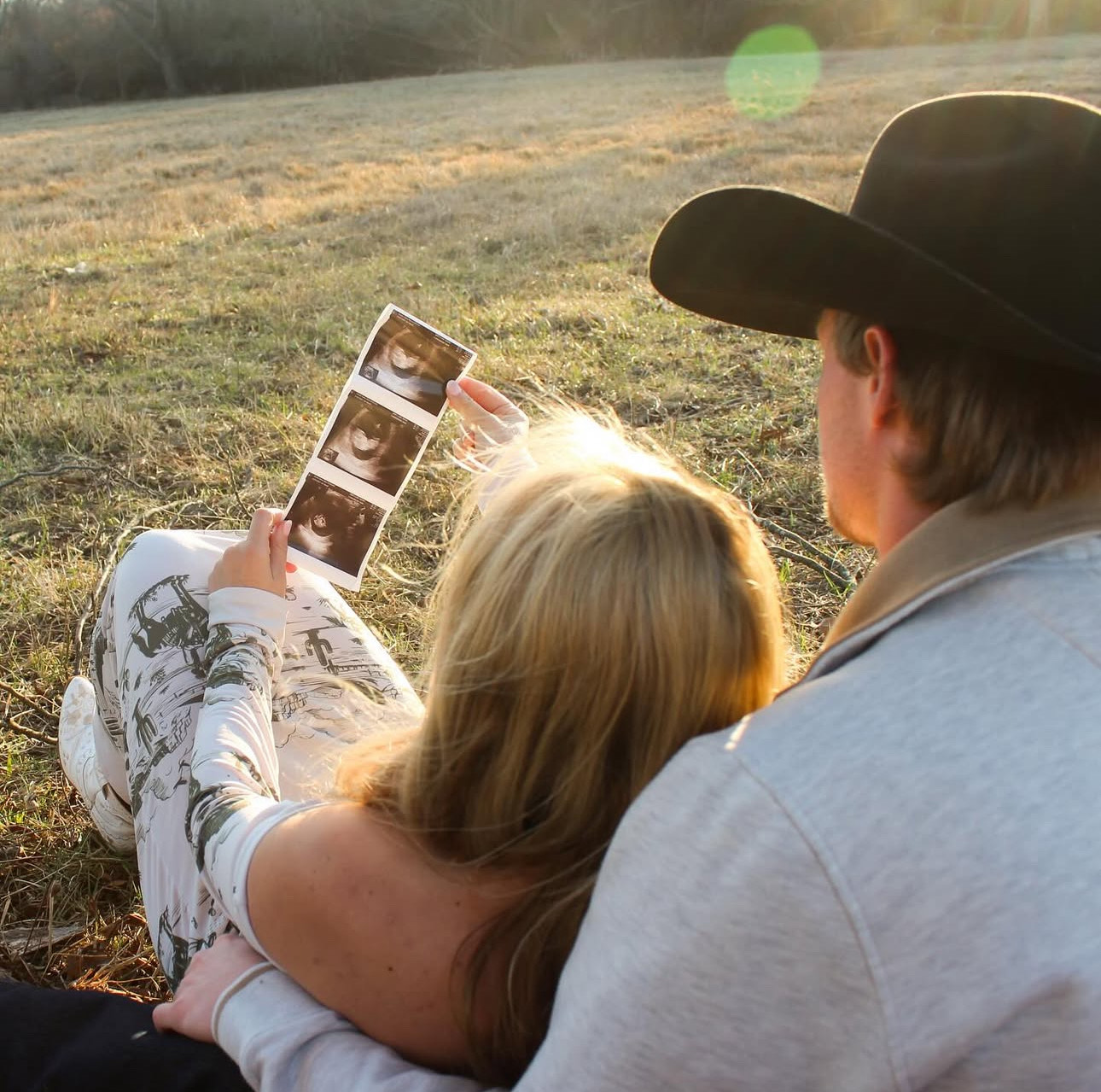 Couples or announcement photo 2