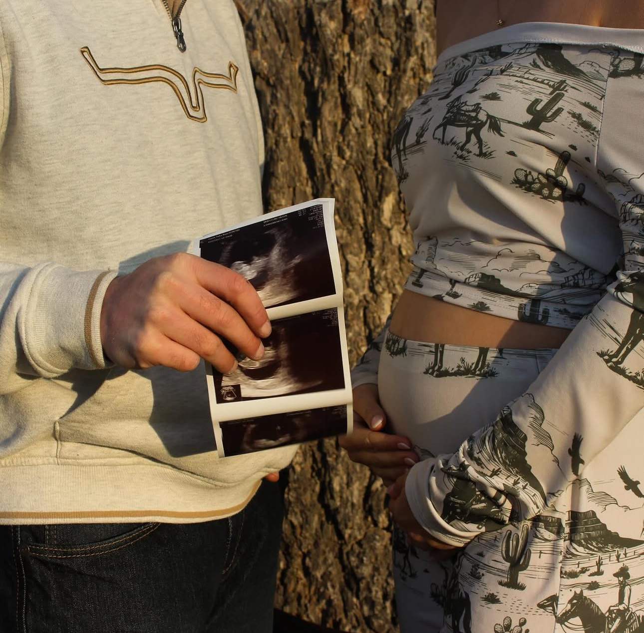 Maternity session photo 2